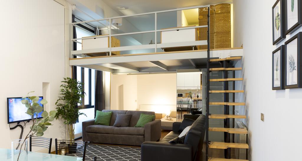 ALTIDO Crocetta loft set Lägenhet Milano Exteriör bild