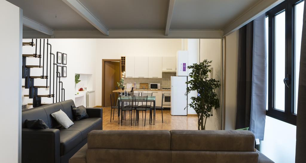 ALTIDO Crocetta loft set Lägenhet Milano Exteriör bild