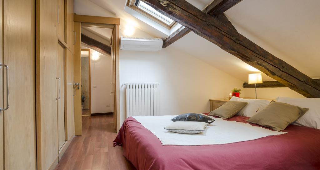 ALTIDO Crocetta loft set Lägenhet Milano Exteriör bild