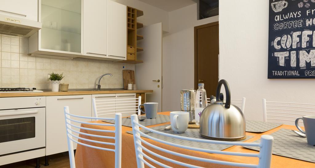 ALTIDO Crocetta loft set Lägenhet Milano Exteriör bild