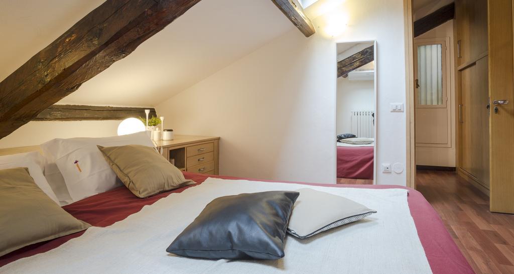 ALTIDO Crocetta loft set Lägenhet Milano Exteriör bild
