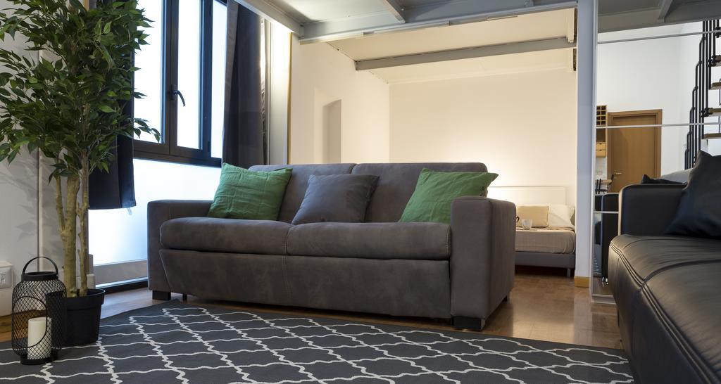 ALTIDO Crocetta loft set Lägenhet Milano Exteriör bild